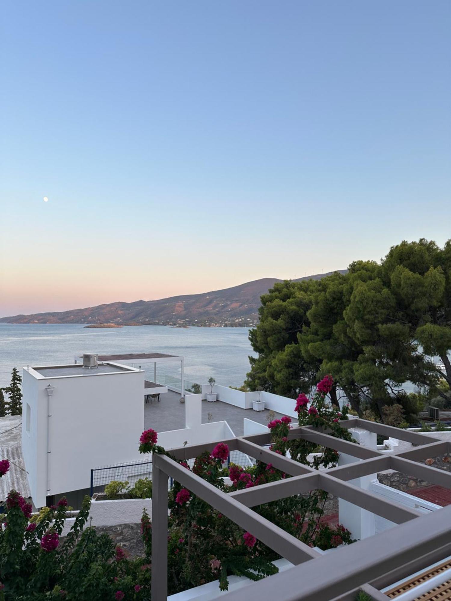 Yolanda 2 - Luxury Stylish Dora, Sea View * Poros Town